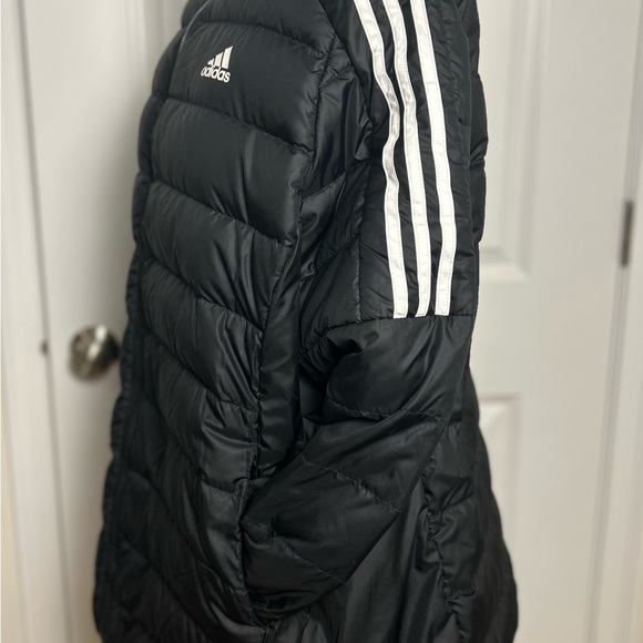Adidas Women's Black Puffer Jacket with White Details Size 1X - Picture 3 of 12